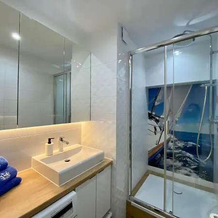 Apartment Hallera *